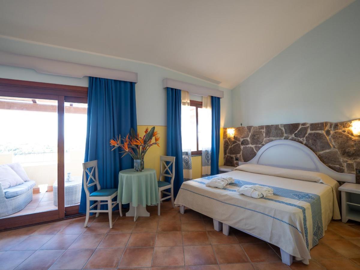 Hotel Luci Del Faro Калазета Екстериор снимка