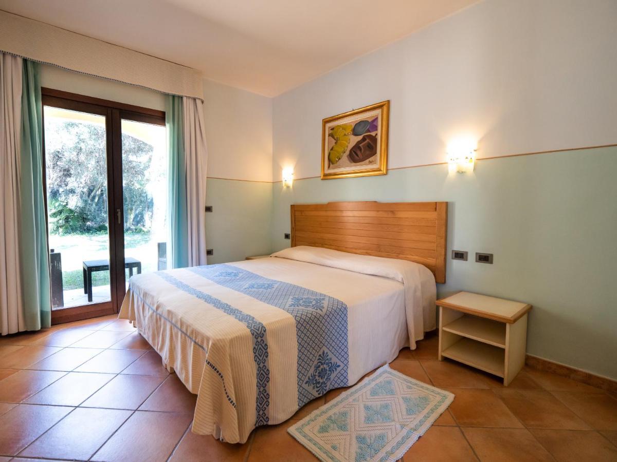 Hotel Luci Del Faro Калазета Екстериор снимка