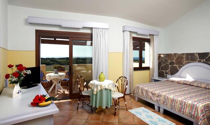 Hotel Luci Del Faro Калазета Екстериор снимка