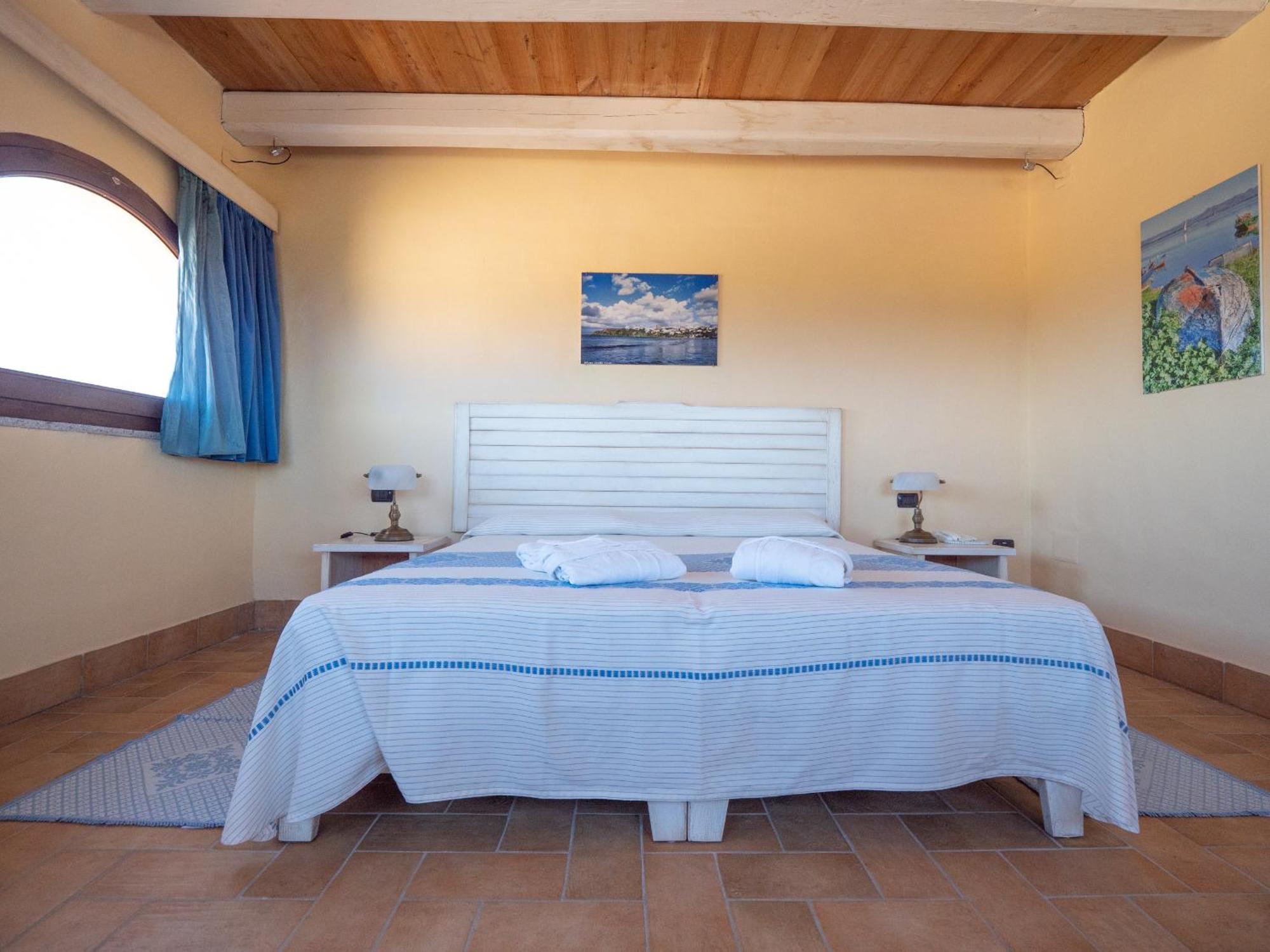 Hotel Luci Del Faro Калазета Екстериор снимка