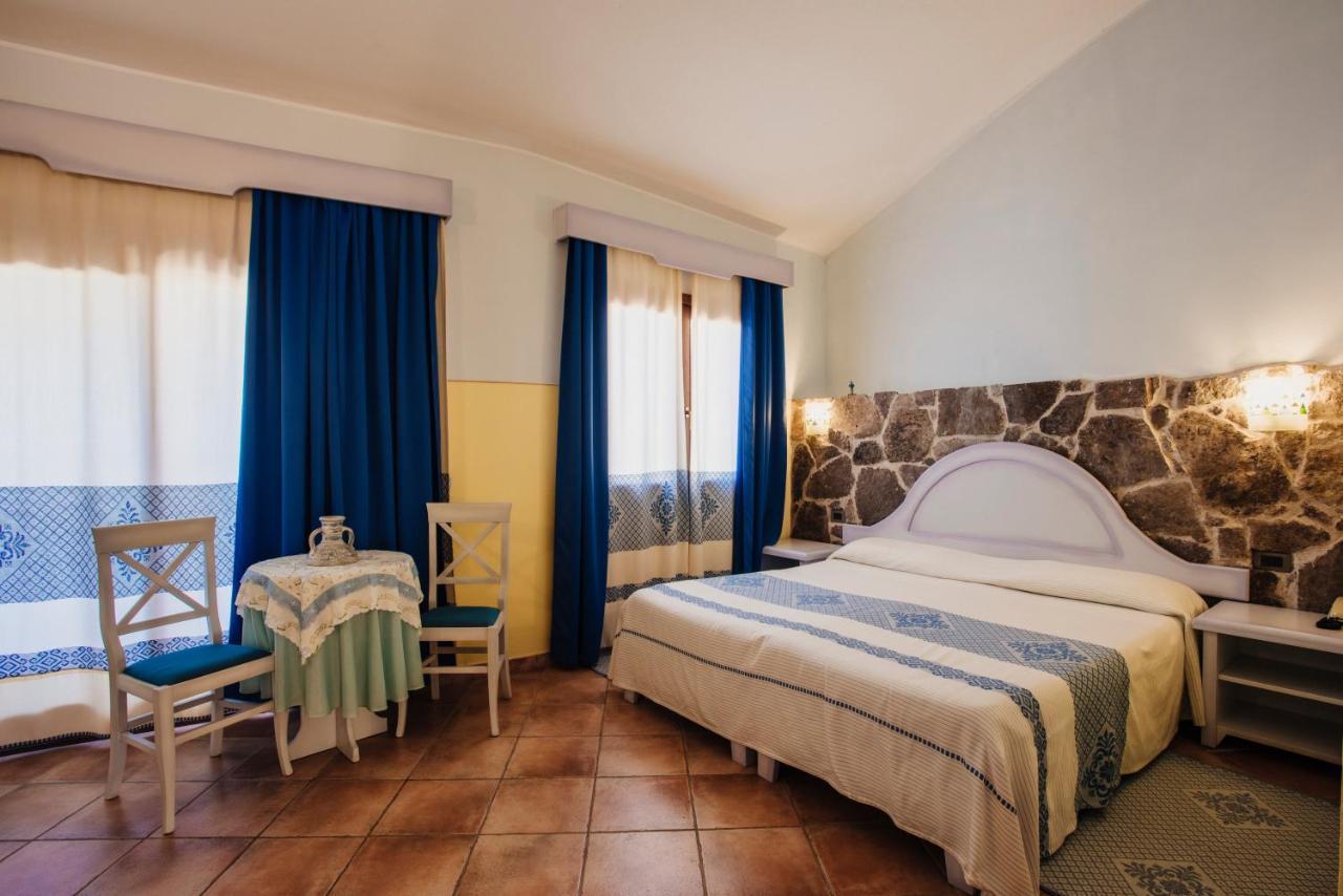 Hotel Luci Del Faro Калазета Екстериор снимка